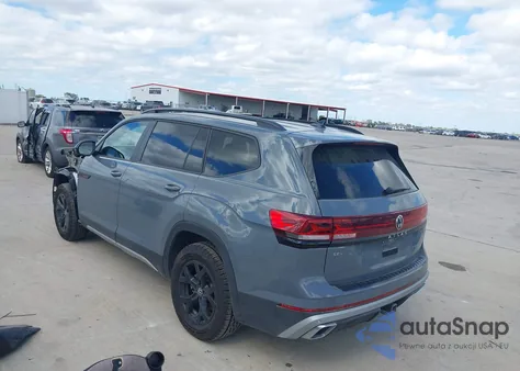 2024 Volkswagen Atlas 2.0T Peak Edition Sel from USA, damaged, VIN 1V2GR2CA2RC550072